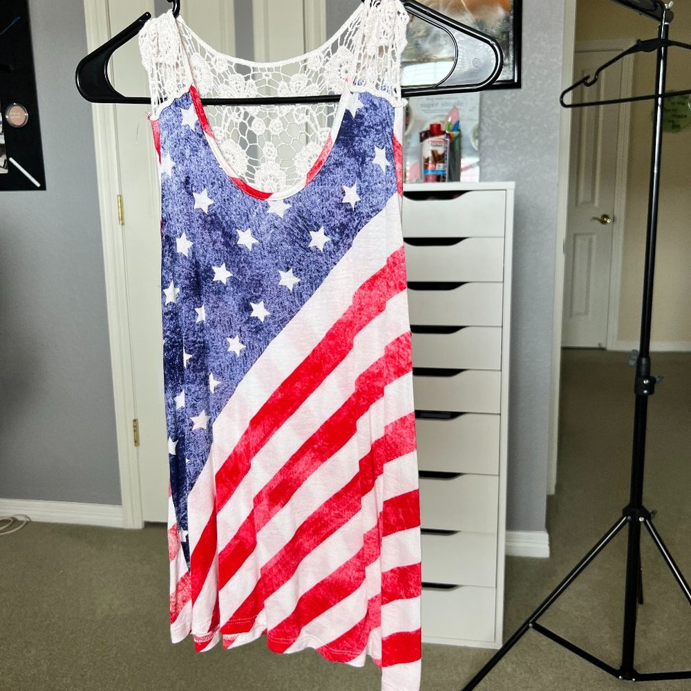 Rue 21-US Flag Design Tank Top